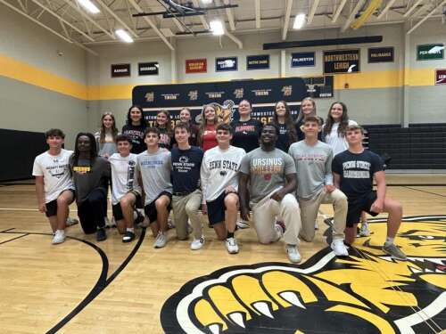 Nine Tiger boys sign college LOIs
