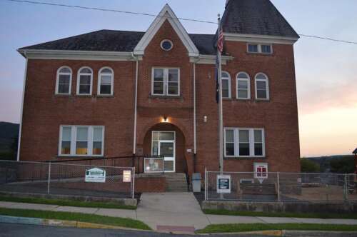 Bowmanstown tables consultant fees for grant – Times News Online - Vimarsana News
