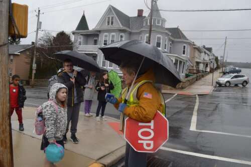 Lehighton borough mulls ending crossing guard agreement – Times News Online - Vimarsana News