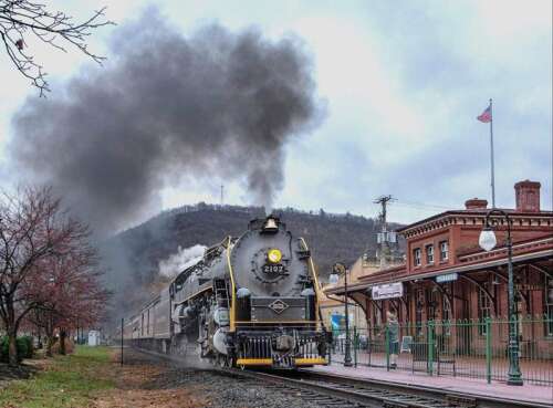 Reading & Northern Railroad announces excursion schedule – Times News ...