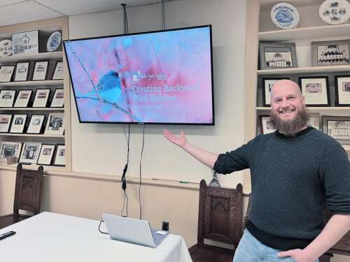 Parkland Garden Club members learn about wildlife habitats