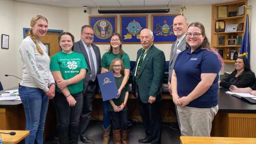 Carbon commissioners recognize 4-H week – Times News Online - Vimarsana News