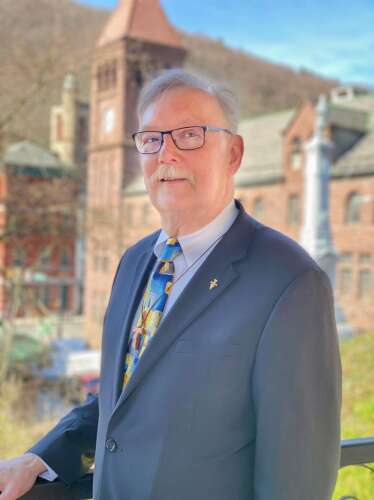 Carbon Co. honors retiring solicitor – Times News Online - Vimarsana News
