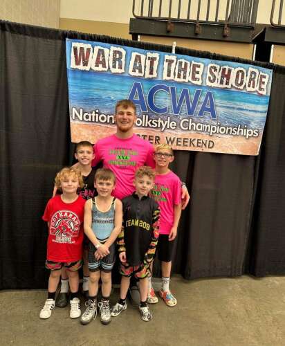 Lehighton wrestlers medal at national tournament – Times News Online - Vimarsana News