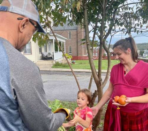 Spotlight: Nonprofit sows seeds to battle food insecurity in Carbon ...