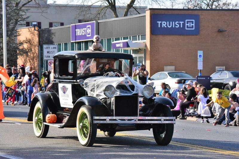 BETHLEHEM HALLOWEEN PARADE Lehigh Valley Press