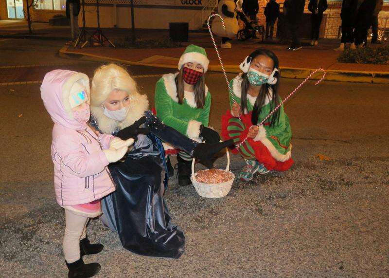 Old Fashioned Christmas in Emmaus Lehigh Valley Press