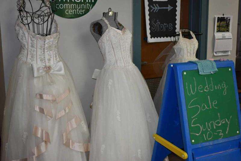 David's bridal barry road shop