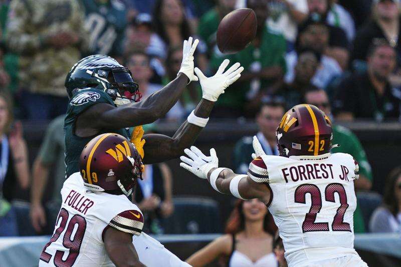 Elliott's 54-yarder lifts 4-0 Eagles past Commanders 34-31 in OT – Times  News Online