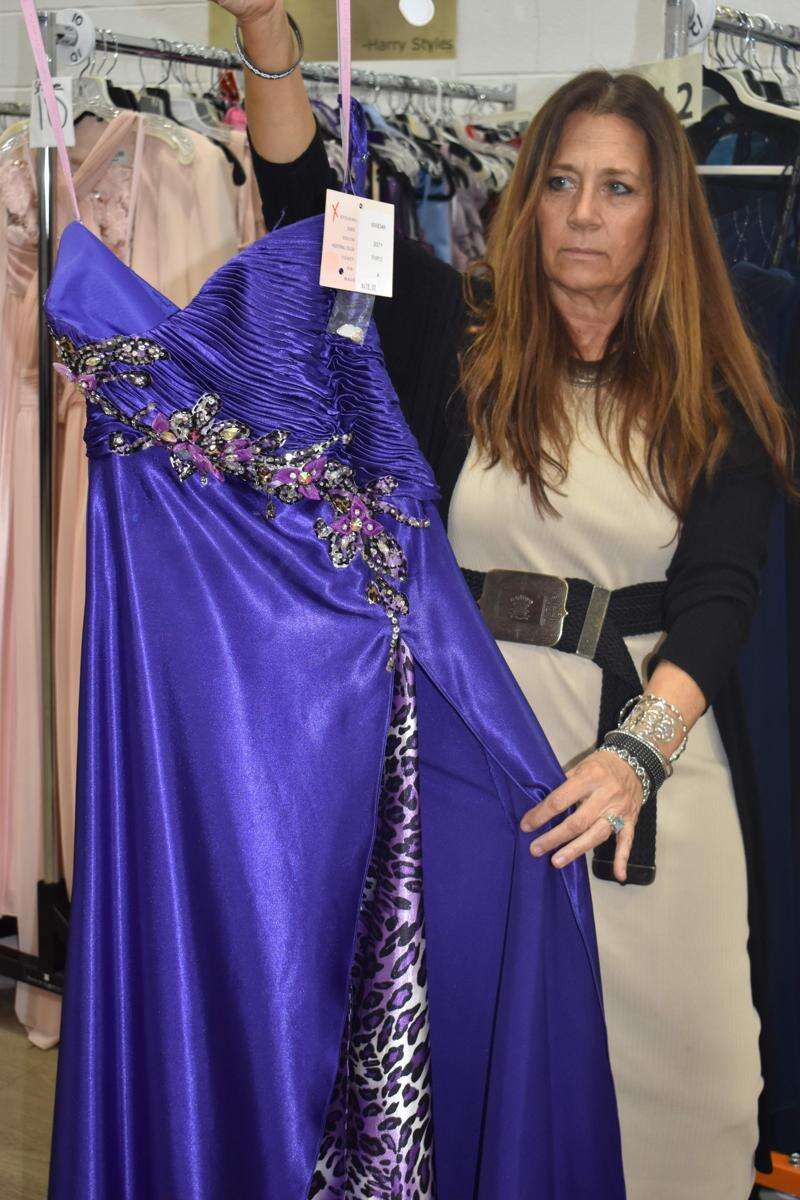 Thrift store gowns 2025