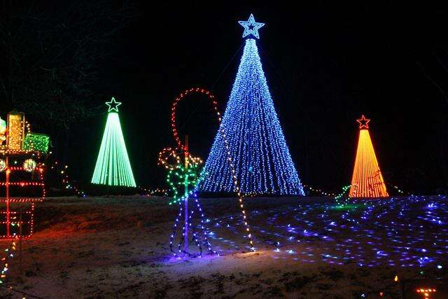 Palmerton Park Christmas Lights 2021 Aglow For Christmas Palmerton Man Uses Skill To Build Light Display To Ben Times News Online