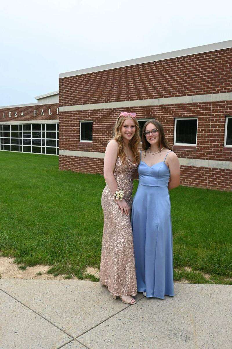 Emmaus High School holds junior prom Lehigh Valley Press