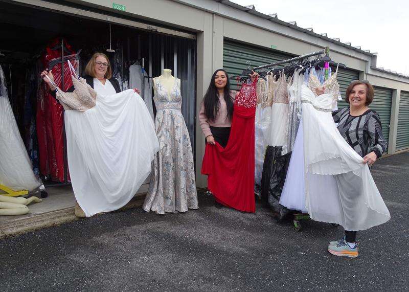 Prom dresses online bath