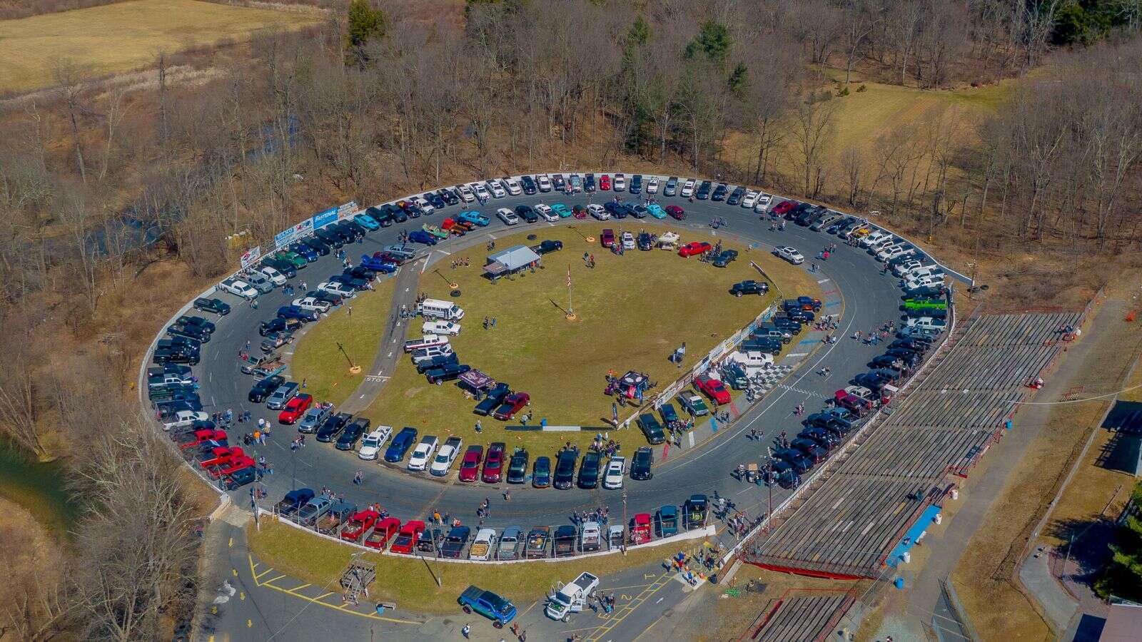 Truck fans flock to Mahoning Valley Speedway – Times News Online